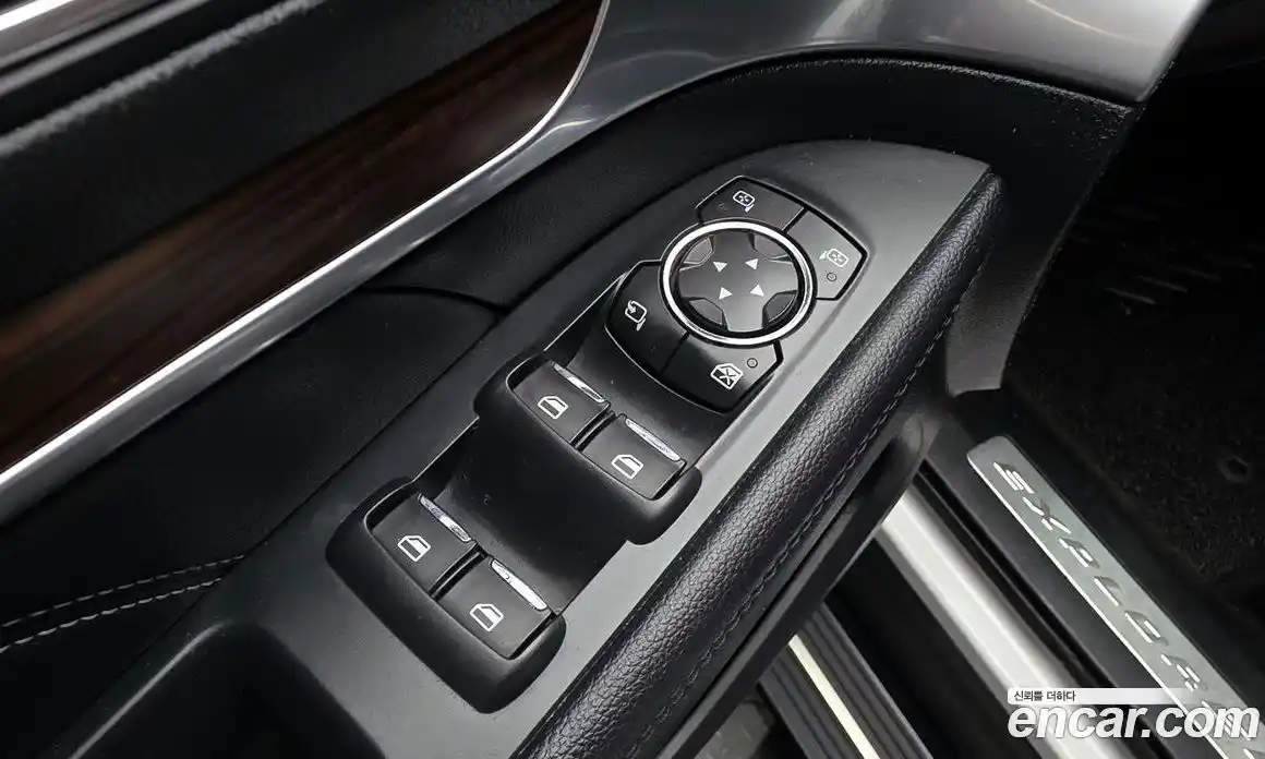Ford Explorer 2018 2.3 гидро в Москве № 1625076, фото 40