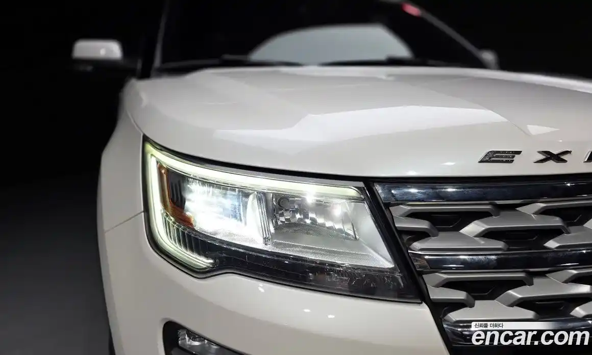 Ford Explorer 2018 2.3 гидро в Москве № 1625076, фото 8