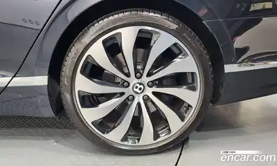 Bentley Flying Spur 2023 4.0 гидро, миниатюра 7
