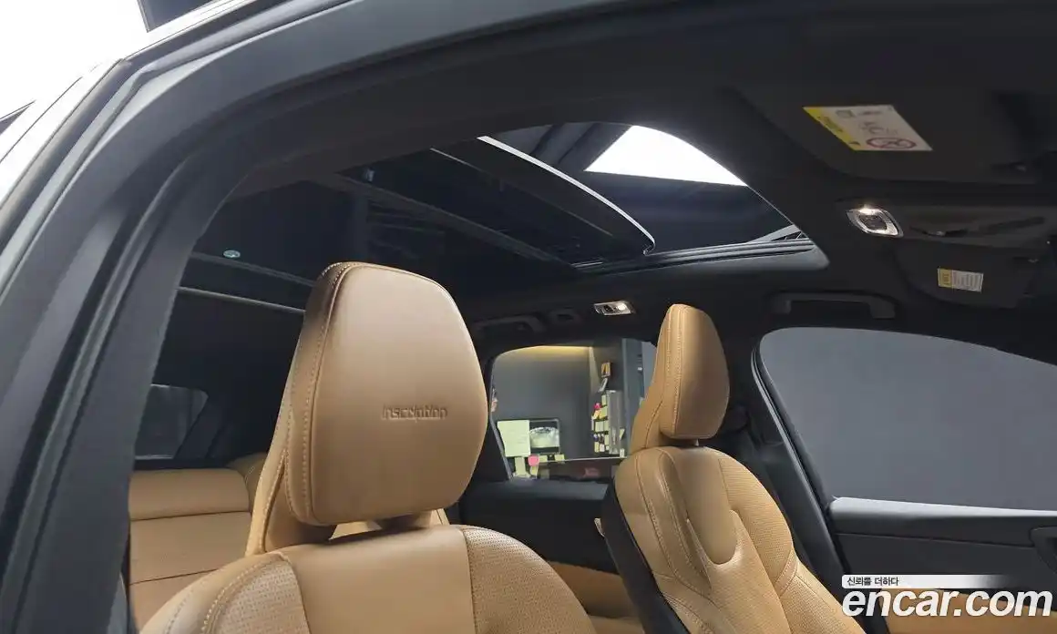 Volvo XC60 2019 2.0 гидро в Москве № 164631, фото 18