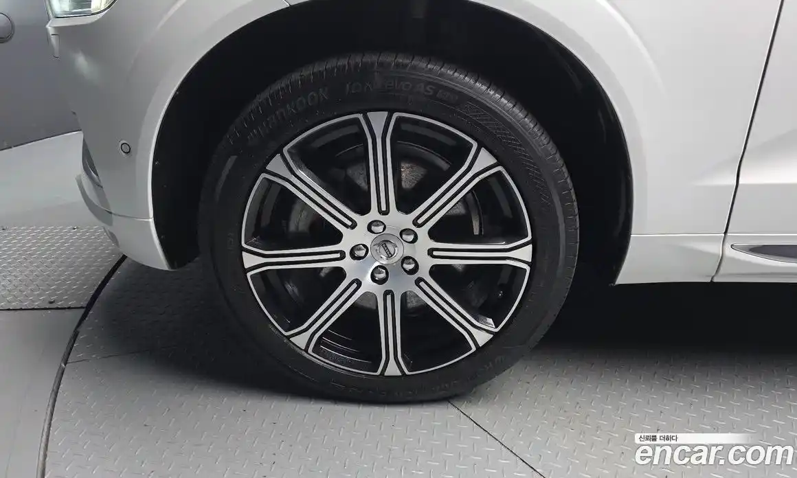 Volvo XC60 2019 2.0 гидро в Москве № 164631, фото 5