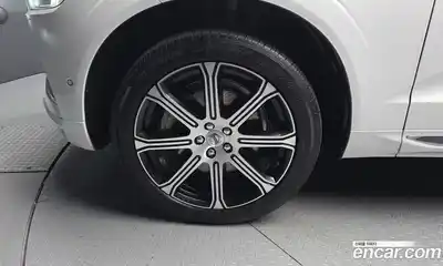 Volvo XC60 2019 2.0 гидро в Москве № 164631, миниатюра 5