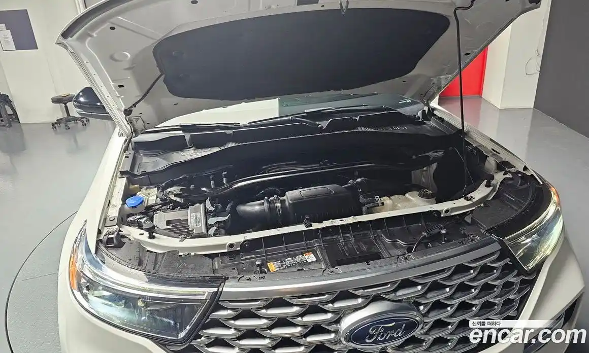 Ford Explorer 2022 3.0 гидро в Москве № 1696668, фото 6