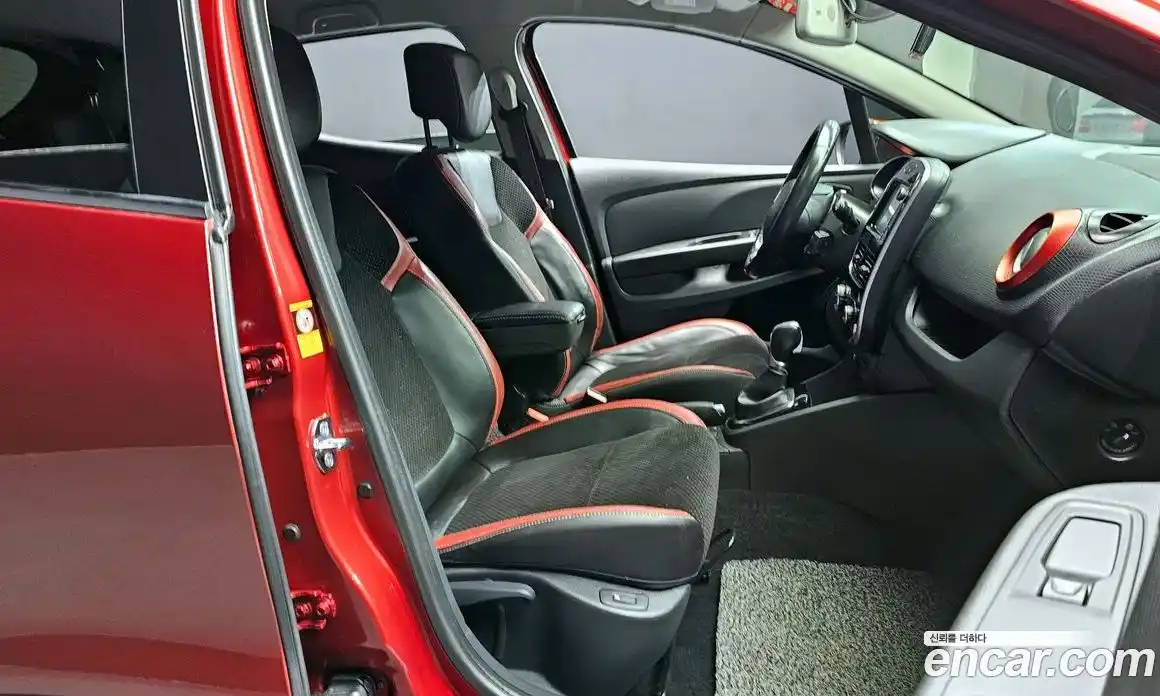 Renault Cilo 2018 1.5 гидро в Москве № 1761219, фото 16