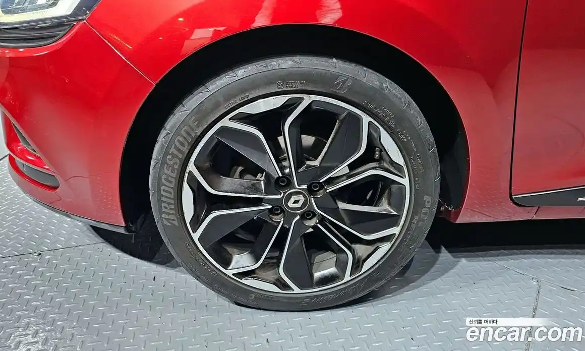 Renault Cilo 2018 1.5 гидро в Москве № 1761219, фото 5