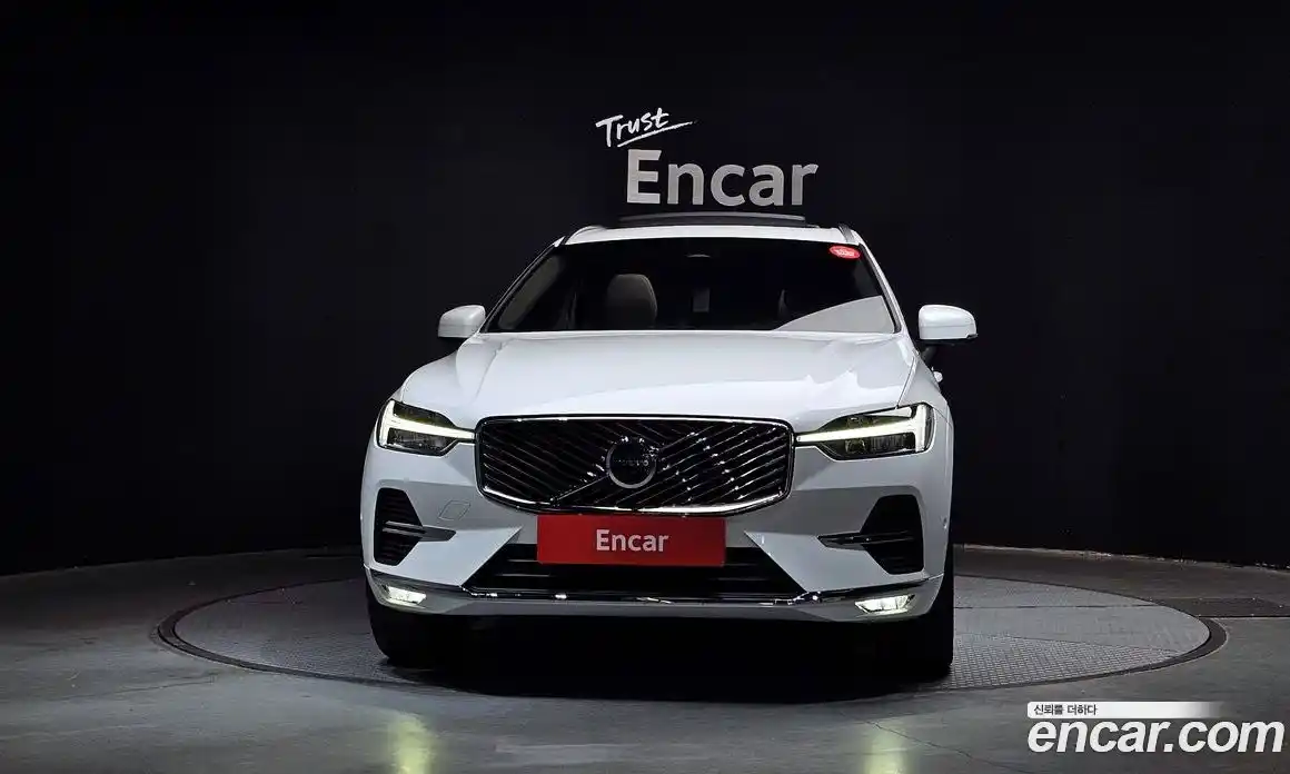 Volvo XC60 2026 2.0 гидро в Москве № 1763480, фото 3