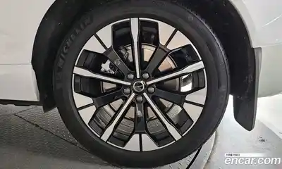 Volvo XC60 2026 2.0 гидро в Москве № 1763480, миниатюра 7