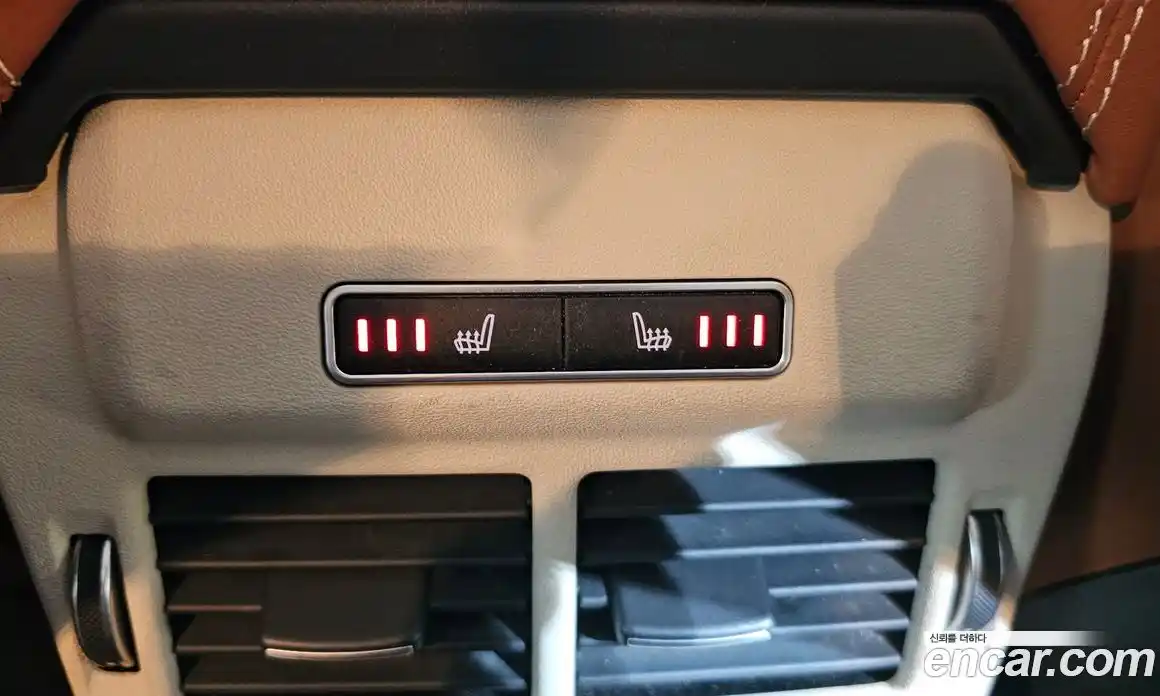 Land Rover Range-Rover Evoque 2015 2.2 гидро в Москве № 1764068, фото 24