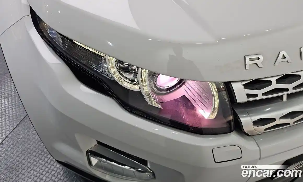 Land Rover Range-Rover Evoque 2015 2.2 гидро в Москве № 1764068, фото 8