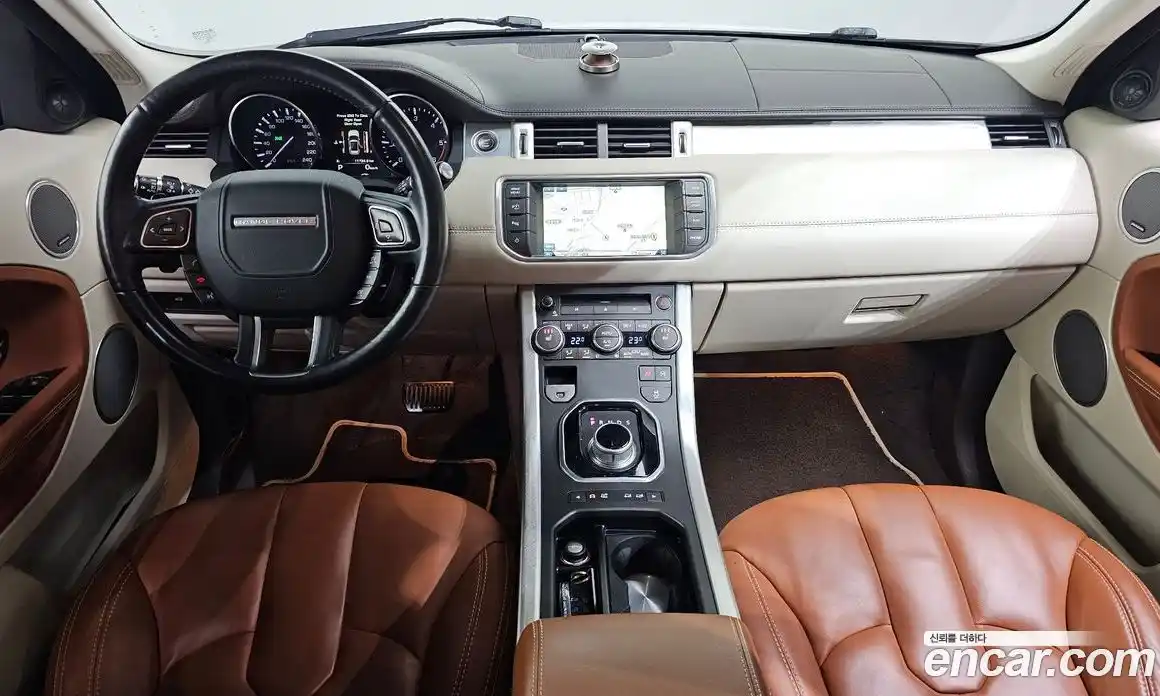 Land Rover Range-Rover Evoque 2015 2.2 гидро в Москве № 1764068, фото 10