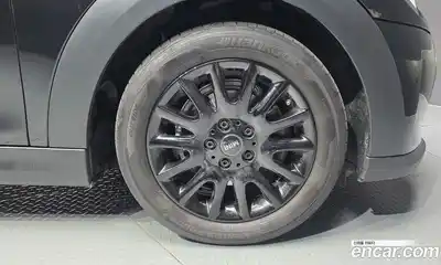 Mini Cooper 2023 1.5 гидро в Москве № 1764228, миниатюра 7