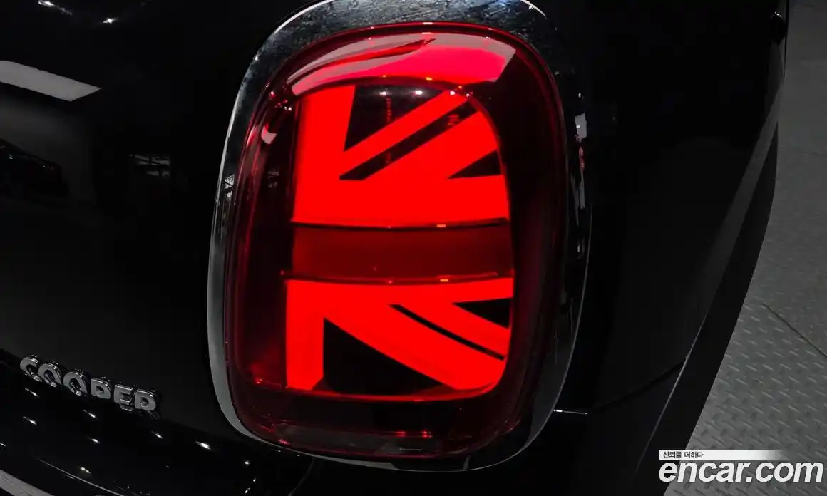 Mini Cooper 2023 1.5 гидро в Москве № 1764228, фото 9