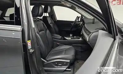 Audi Q7 2019 2.0 гидро в Москве № 177074, миниатюра 9