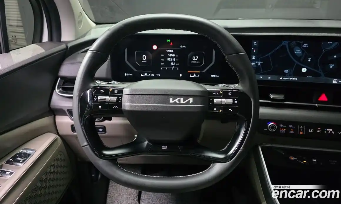 Kia Canival 2025 2.2 гидро в Москве № 1831523, фото 13