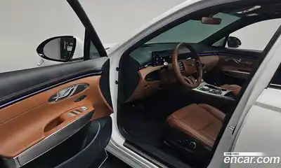 Genesis GV70 2024 2.5 гидро в Москве № 1832212, миниатюра 12