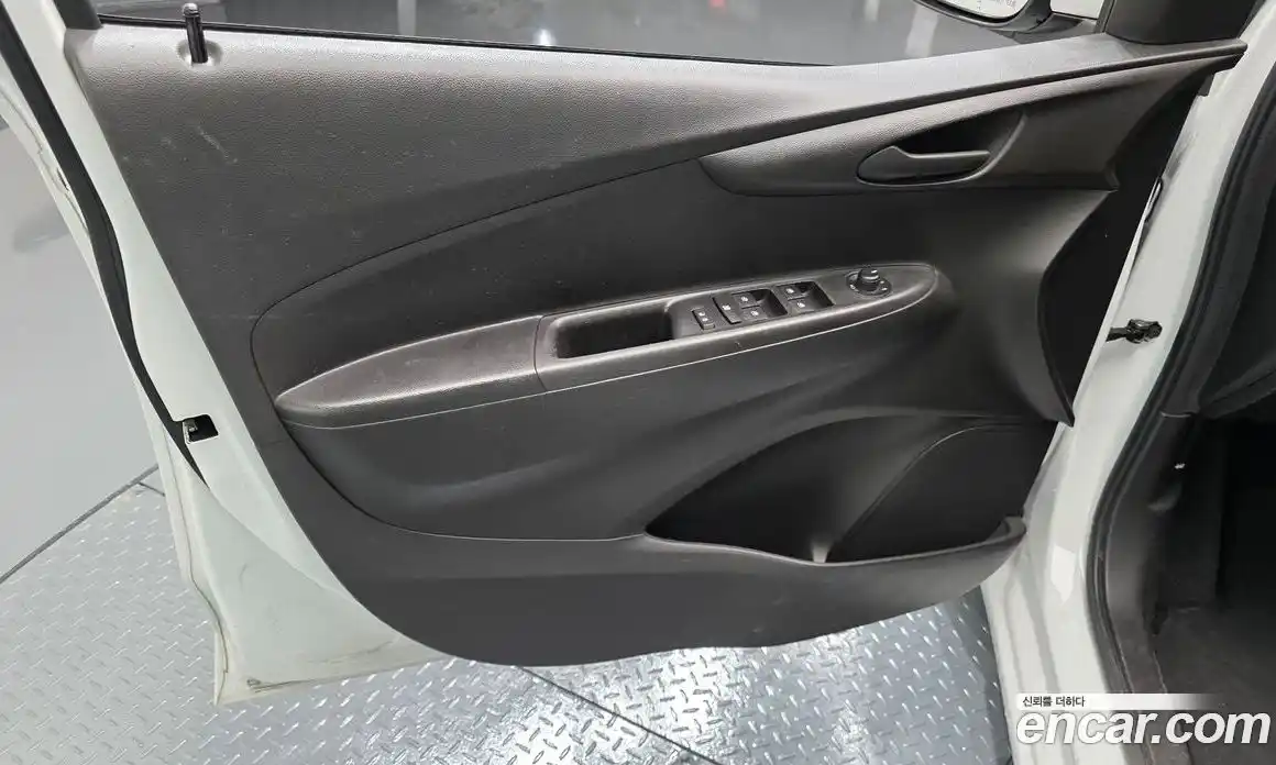 Chevrolet Spark 2019 1.0 гидро в Москве № 1833557, фото 13