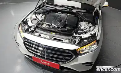 Mercedes-Benz E-Class 2024 2.0 гидро в Москве № 1833698, миниатюра 6