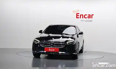 Mercedes-Benz E-Class 2023 2.0 гидро в Москве № 1833817, миниатюра 3