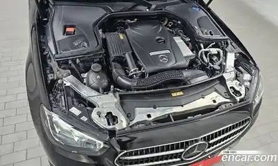 Mercedes-Benz E-Class 2023 2.0 гидро в Москве № 1833817, миниатюра 6