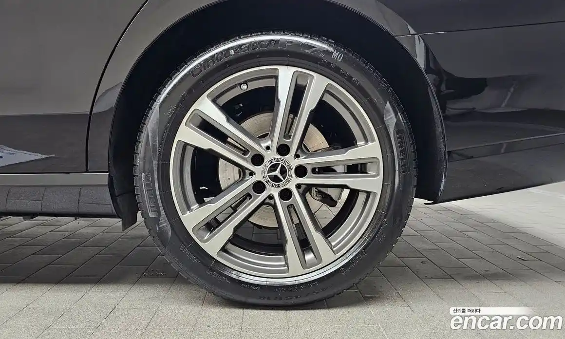 Mercedes-Benz E-Class 2023 2.0 гидро в Москве № 1833817, фото 7