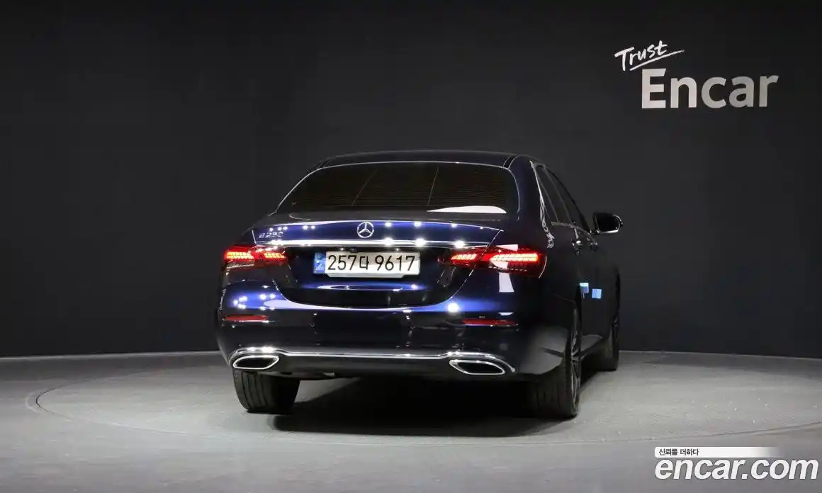 Mercedes-Benz E-Class 2022 2.0 гидро в Москве № 1833931, фото 4