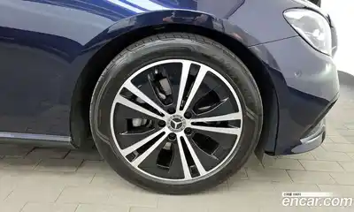 Mercedes-Benz E-Class 2022 2.0 гидро в Москве № 1833931, миниатюра 7