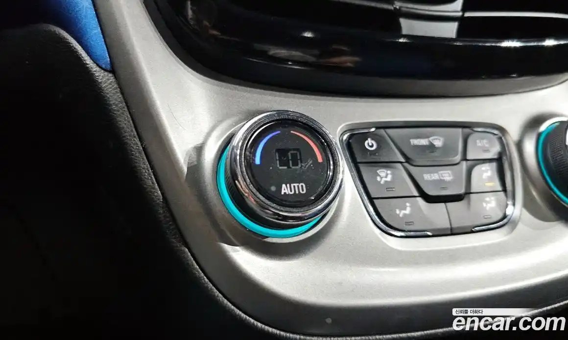 Chevrolet Spark 2016 1.0 гидро в Москве, фото 17