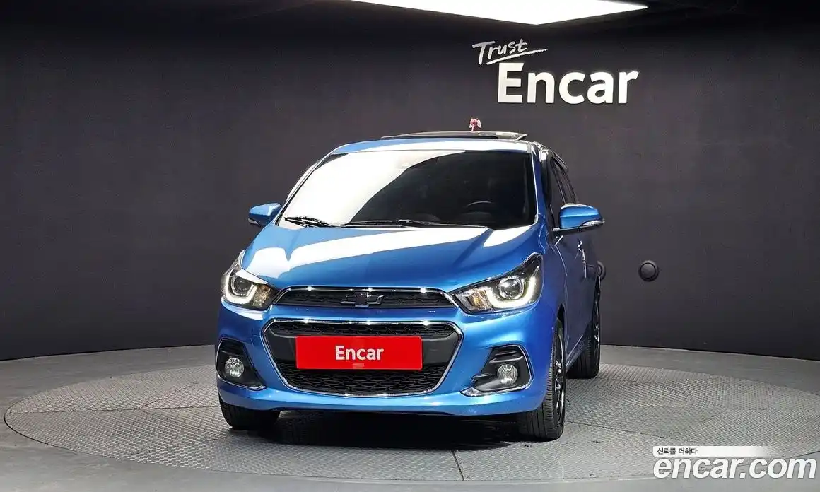 Chevrolet Spark 2016 1.0 гидро в Москве, фото 3
