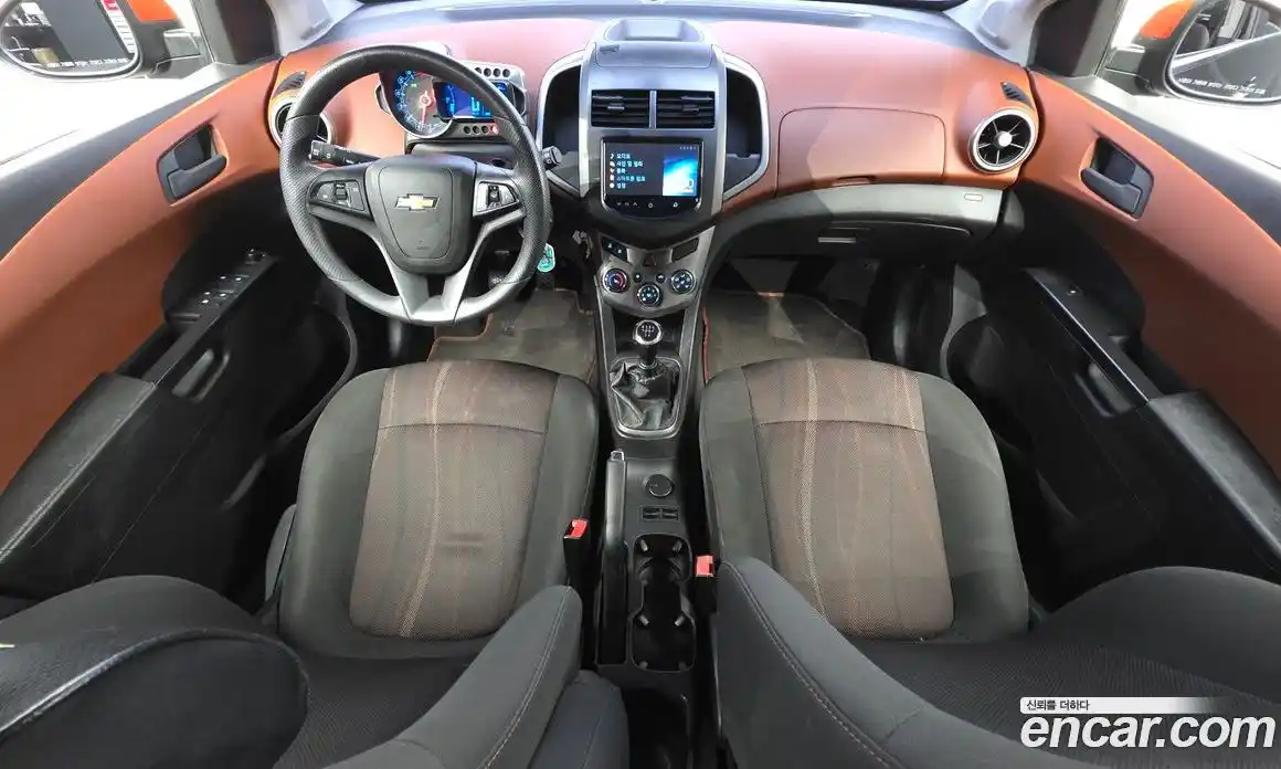 Chevrolet Aveo 2014 1.6 механика в Москве № 1834105, фото 7