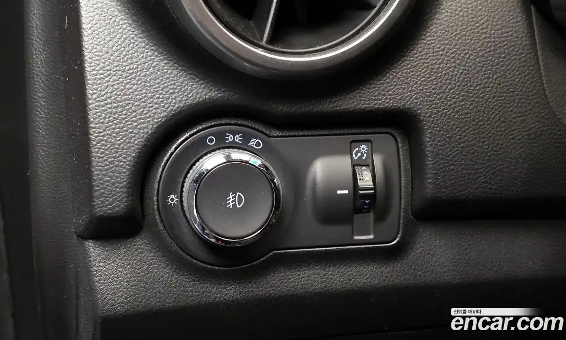 Chevrolet Trax 2015 1.4 гидро в Москве № 1834182, фото 27
