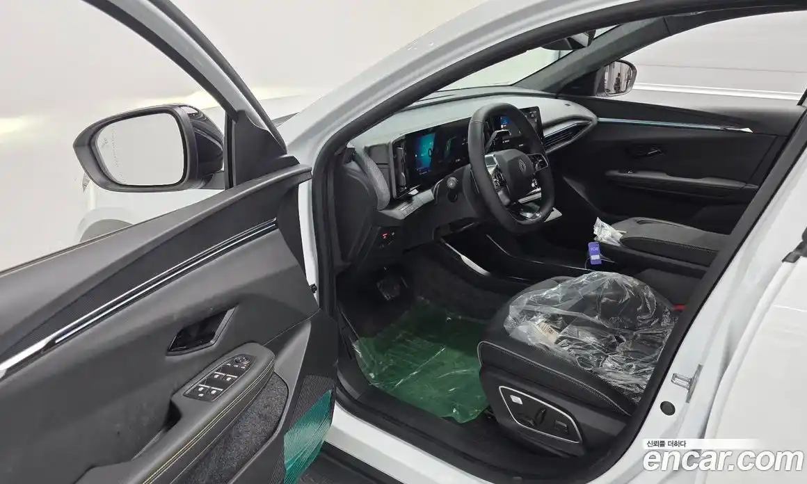 Renault Scenic 2026 0.3 гидро в Москве № 1834443, фото 13