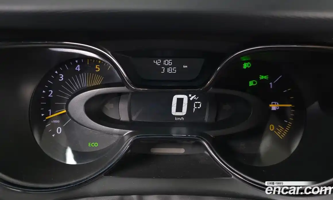 Renault QM3 2014 1.5 гидро в Москве № 1834509, фото 11