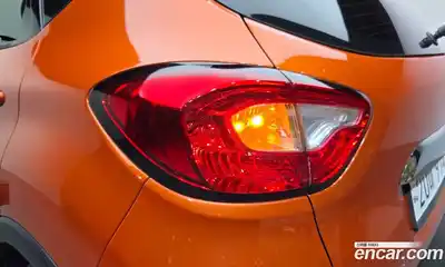 Renault QM3 2014 1.5 гидро в Москве № 1834509, миниатюра 9