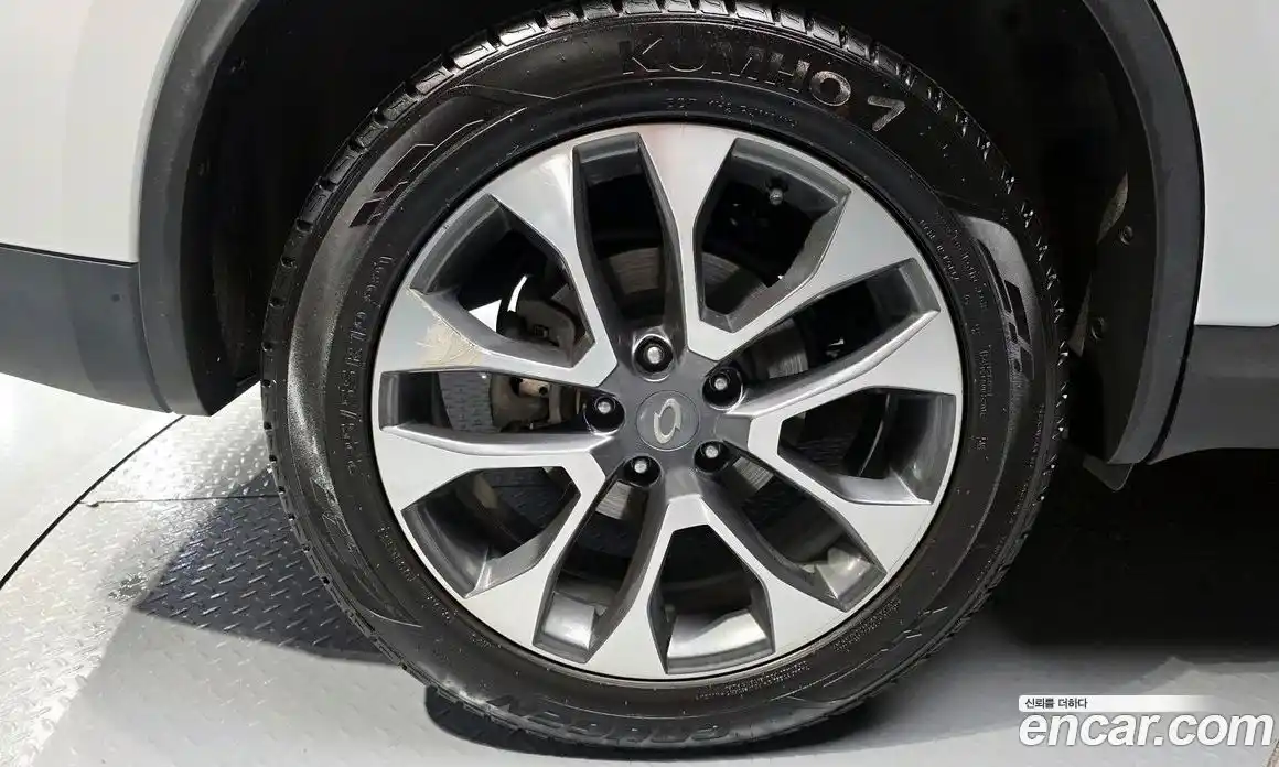 Renault QM6 2017 2.0 гидро в Москве № 1834635, фото 27
