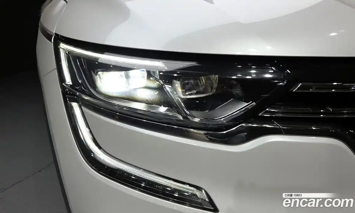 Renault QM6 2017 2.0 гидро в Москве № 1834635, фото 8