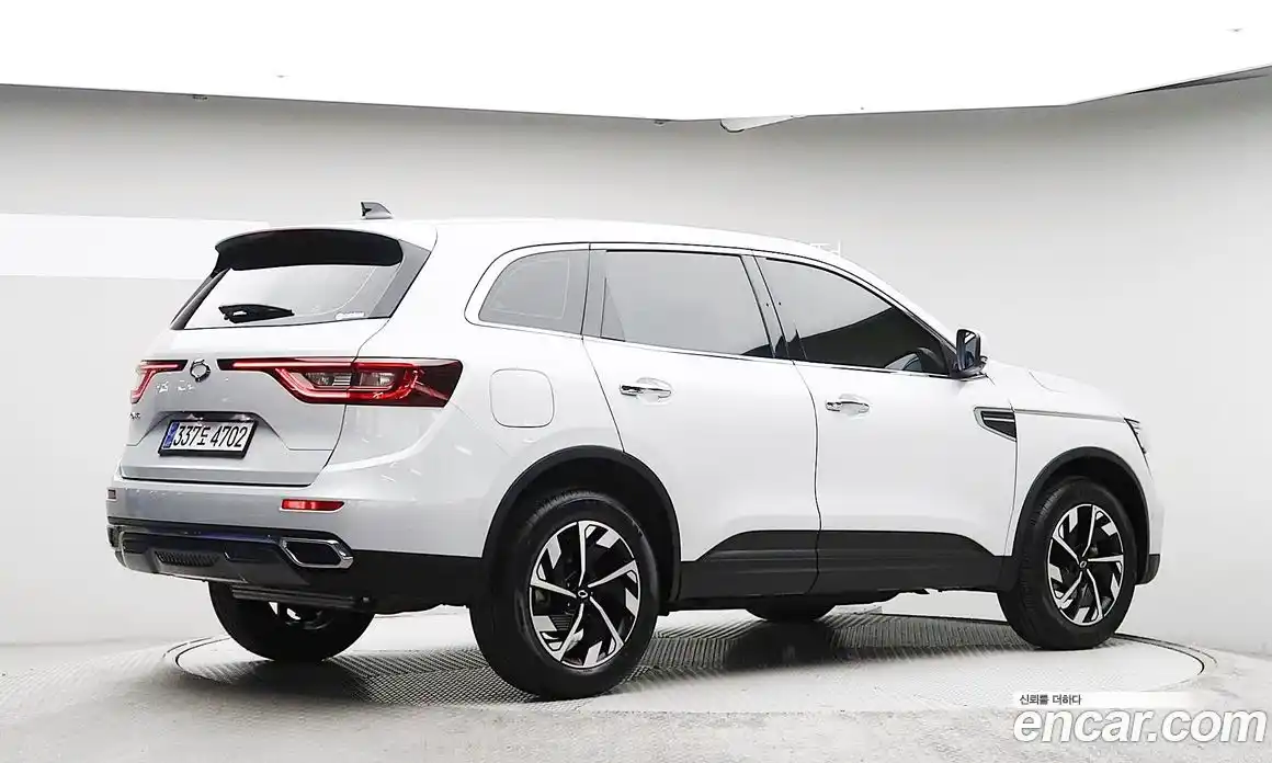 Renault QM6 2023 2.0 вариатор в Москве № 1835086, фото 4