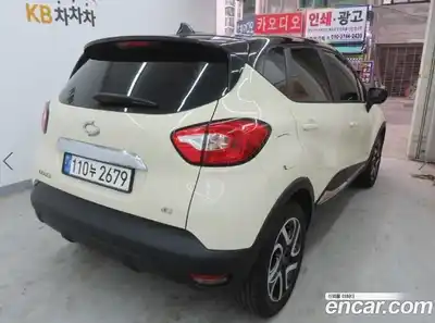 Renault QM3 2016 1.5 гидро в Москве № 1835135, миниатюра 3
