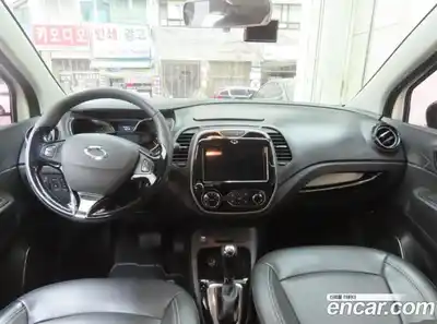 Renault QM3 2016 1.5 гидро в Москве № 1835135, миниатюра 7