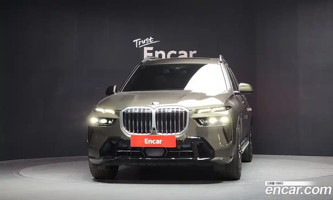 BMW X7 2025 3.0 гидро в Москве № 1835362, фото 3