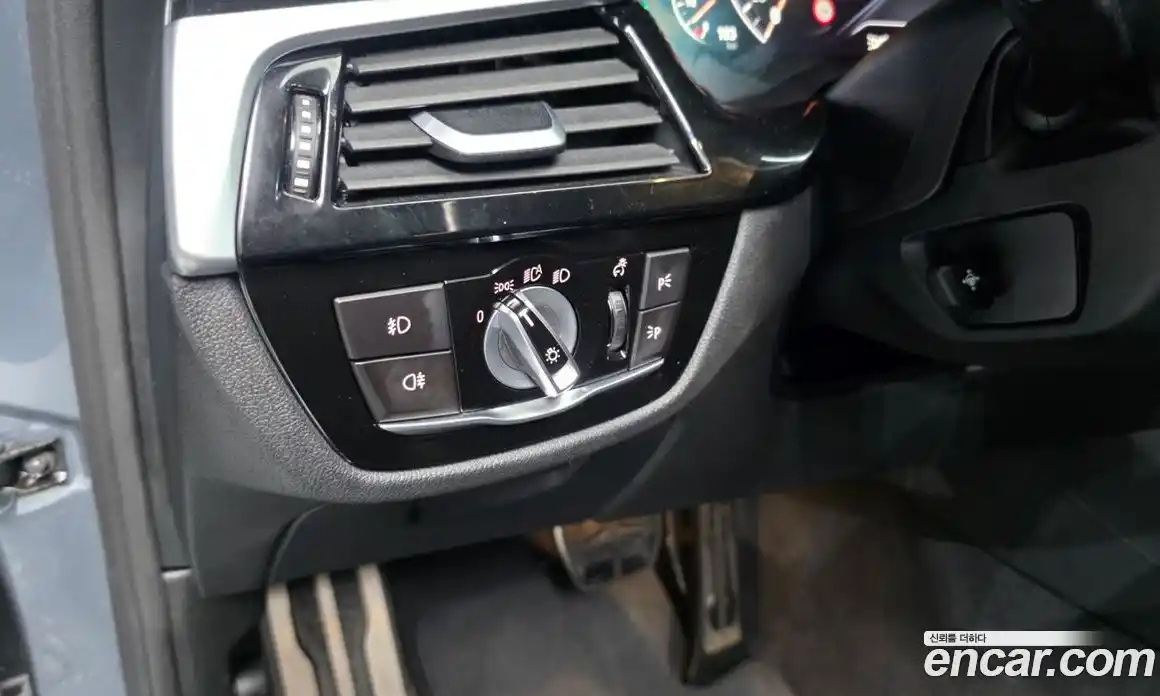 BMW 5-Series 2019 2.0 гидро в Москве № 1835757, фото 26
