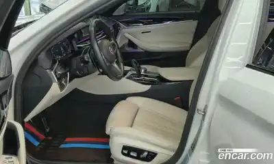 BMW 5-Series 2023 4.4 гидро в Москве № 1835854, миниатюра 10