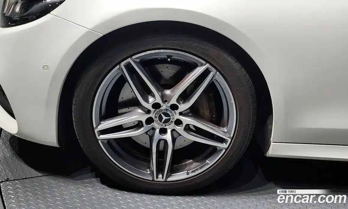Mercedes-Benz E-Class 2019 2.0 гидро в Москве № 1835900, фото 5