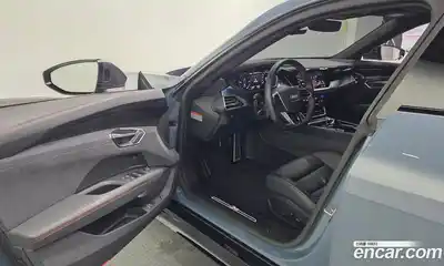 Audi RS e-tron GT 2023 0.1 гидро в Москве № 1836230, миниатюра 10