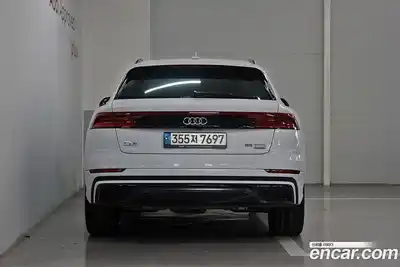 Audi Q8 2022 3.0 гидро в Москве № 1836313, миниатюра 4