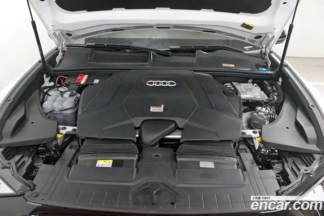 Audi Q8 2022 3.0 гидро в Москве № 1836313, фото 6