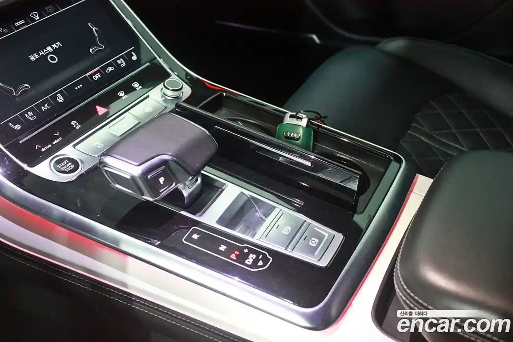 Audi Q8 2022 3.0 гидро в Москве № 1836313, фото 9