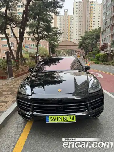 Porsche Cayenne, 2022