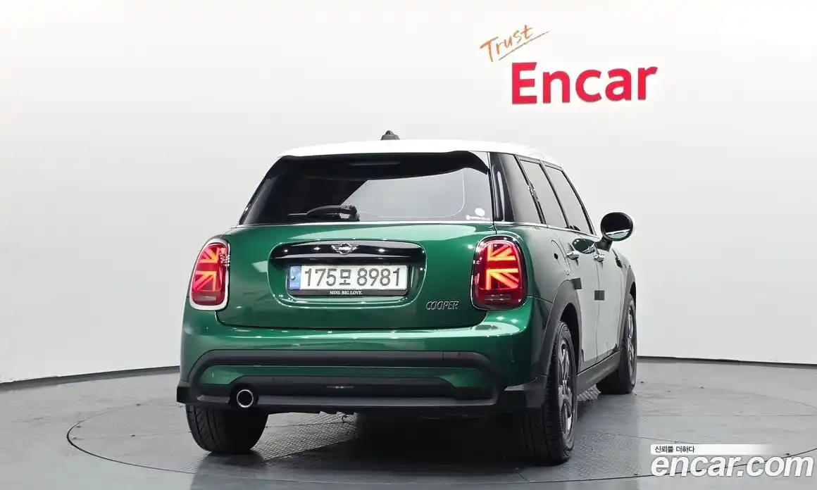 Mini Cooper 2021 1.5 гидро в Москве № 1837580, фото 4