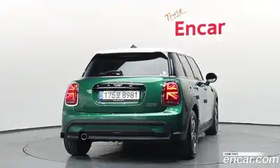 Mini Cooper 2021 1.5 гидро в Москве № 1837580, миниатюра 4
