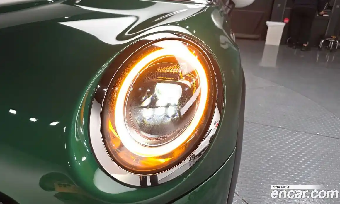 Mini Cooper 2021 1.5 гидро в Москве № 1837580, фото 8